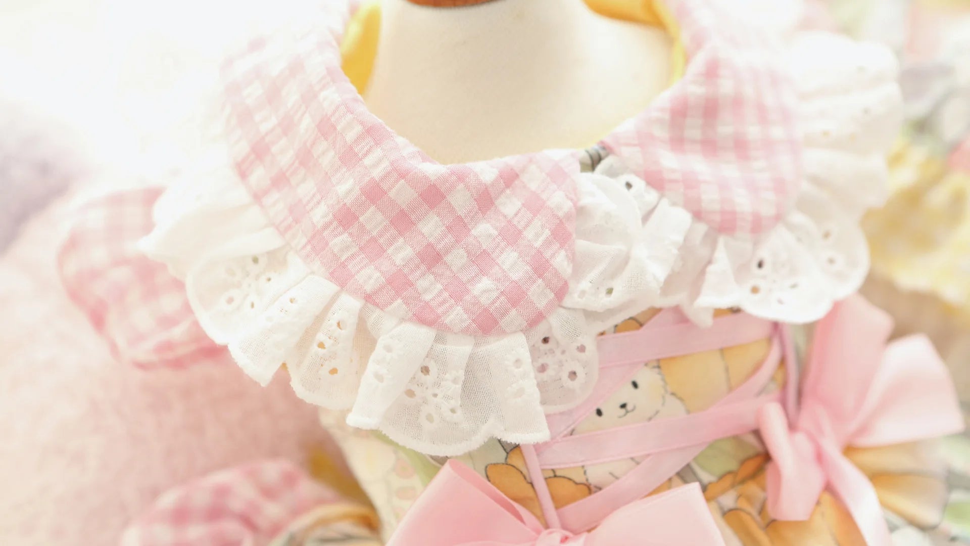 Pet Dresses for Small Dogs Female Dog Luxury Princess Dog Clothes with Bow Lace Ruffles Pink Cute Puppy Skirt for Yorkie Maltese