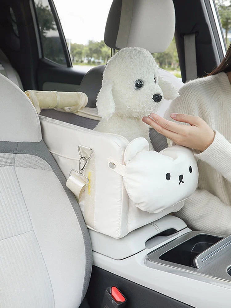Portable car pet bag, multi-functional shoulder bag, dog bag, cat bag, convenient and practical