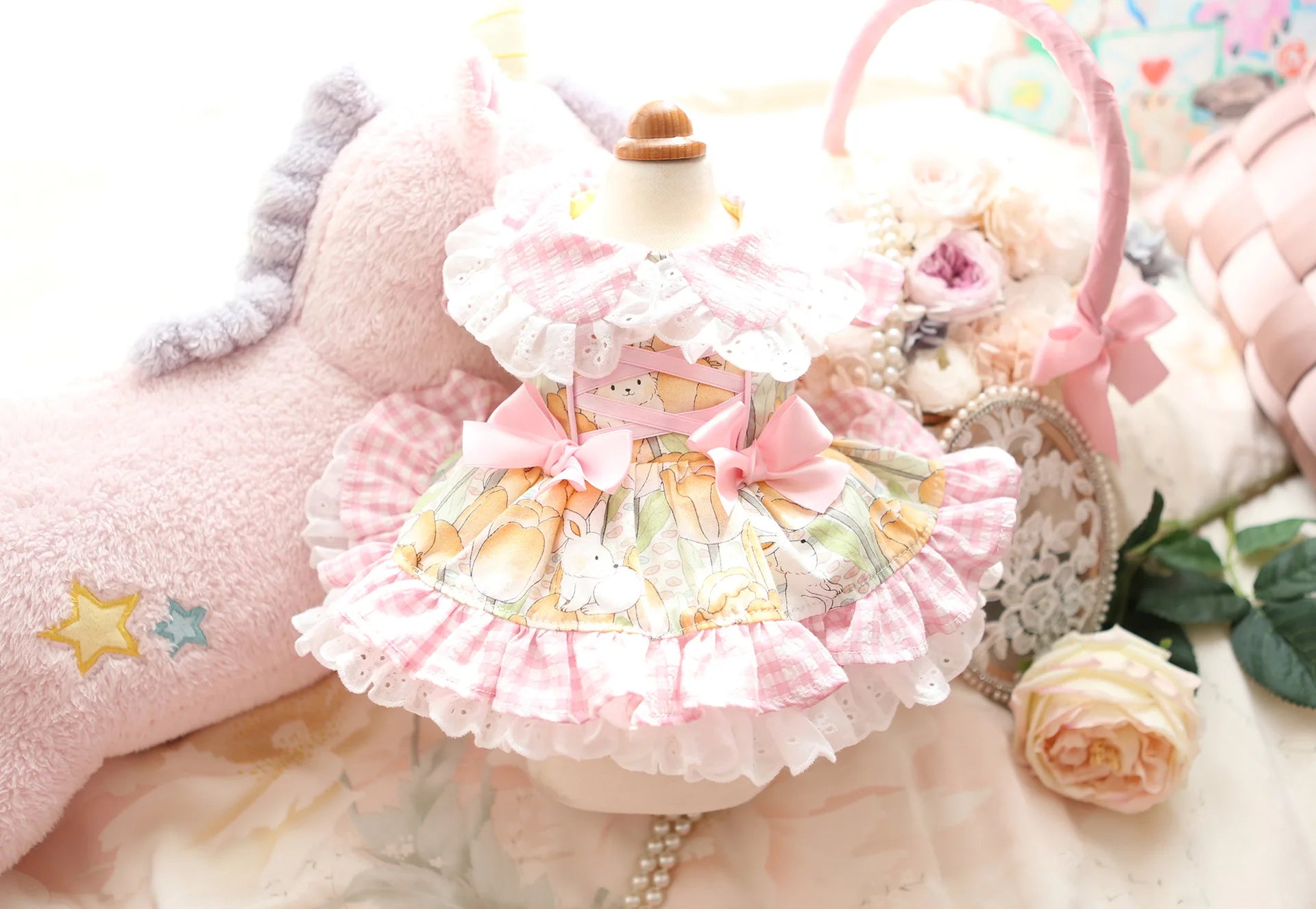 Pet Dresses for Small Dogs Female Dog Luxury Princess Dog Clothes with Bow Lace Ruffles Pink Cute Puppy Skirt for Yorkie Maltese