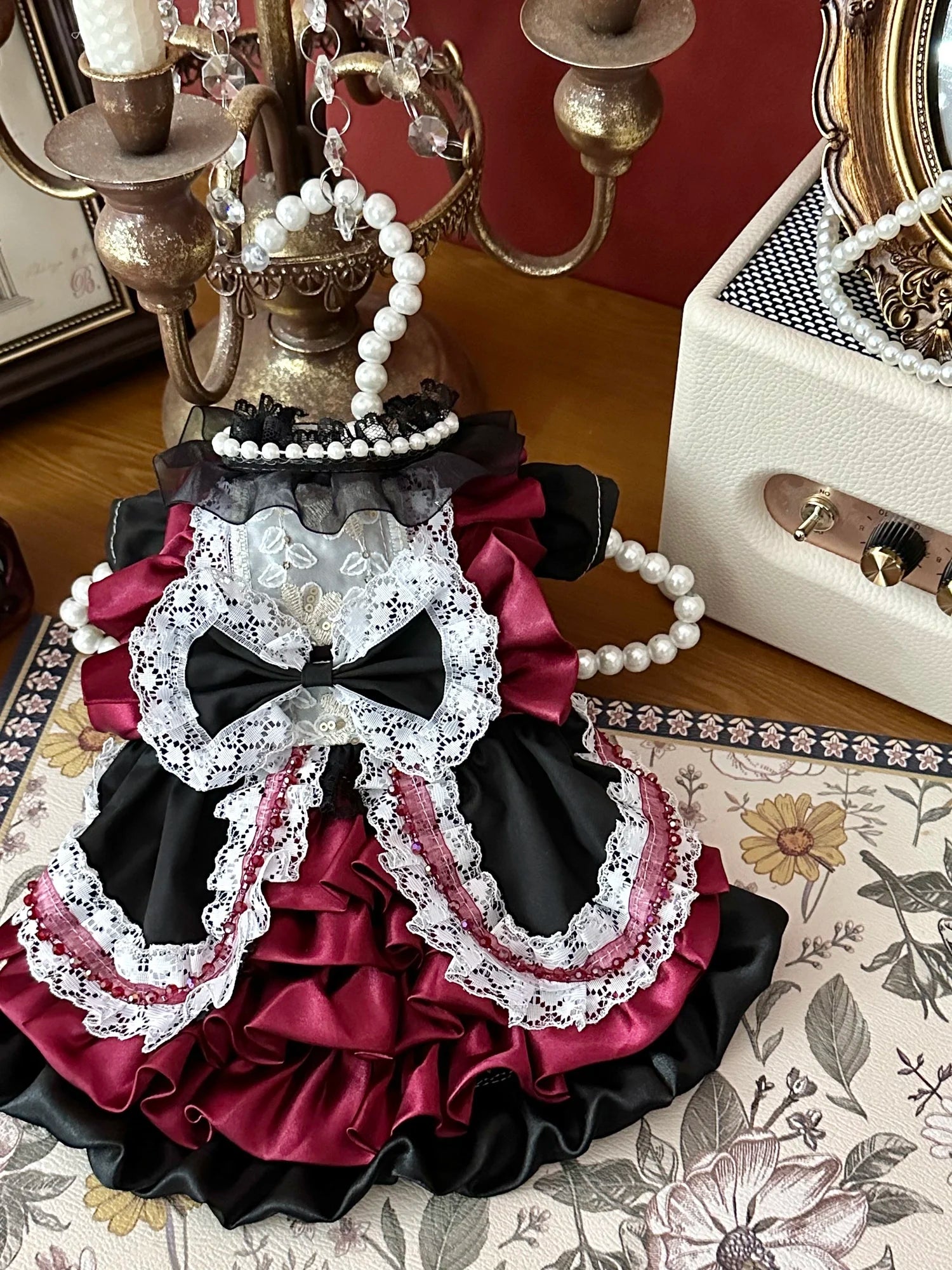 High-end Luxury Deep Red Pet Dog Clothes Fashion Handmade Lace Bow Cake Dresses For Small Medium Dog Party Home Wear Puppy Skirt