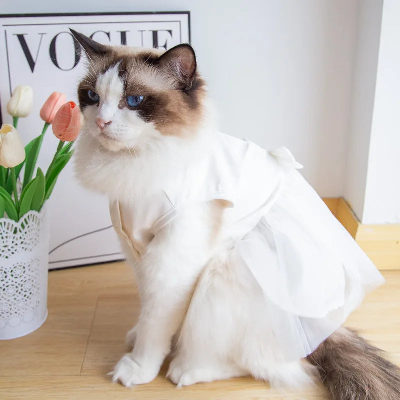 Pet Wedding Clothing Cat Spring Summer Thin White Retro Flower Dress Princess Wedding Dress Suitable for Small and Medium Dogs