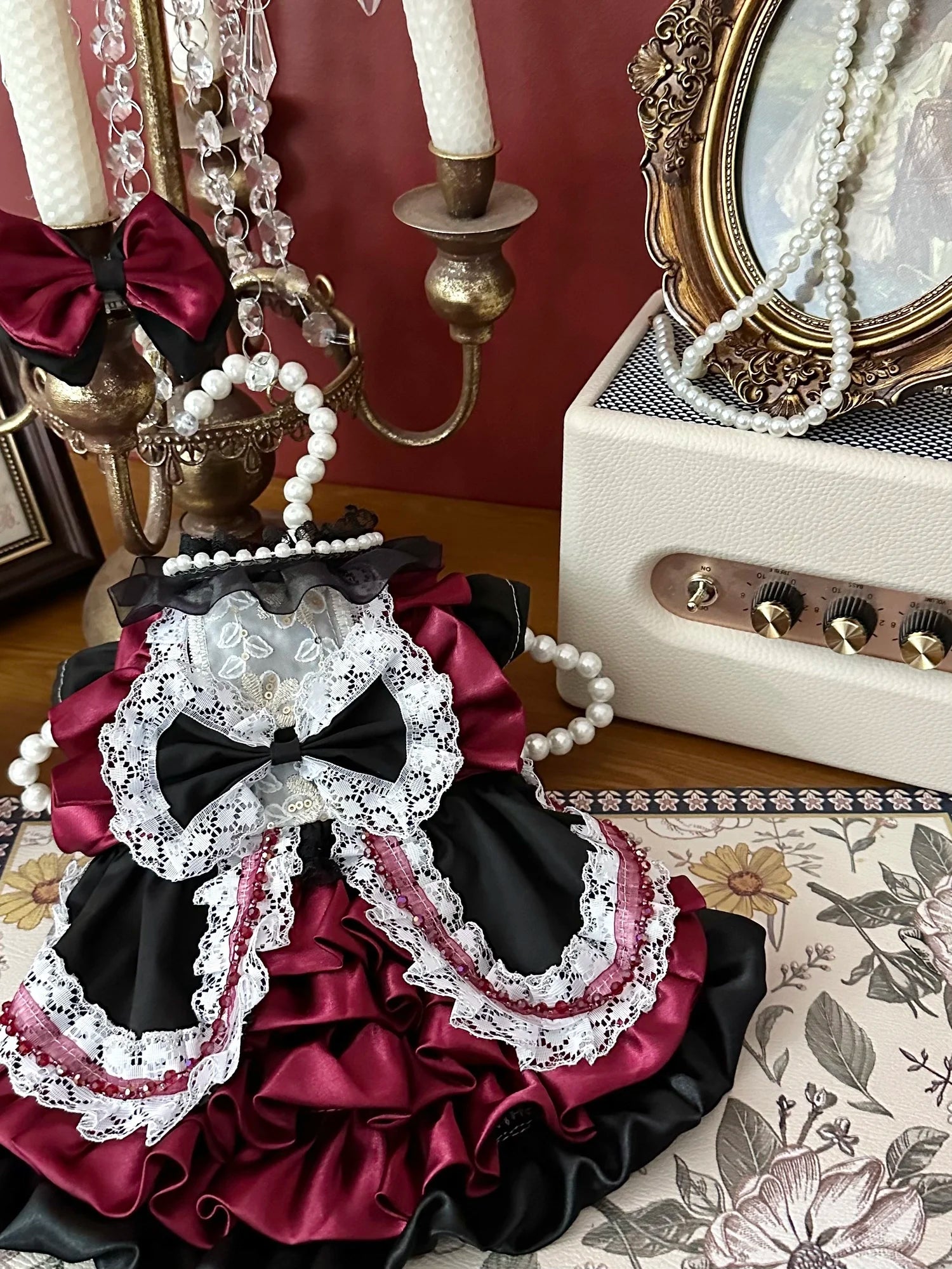 High-end Luxury Deep Red Pet Dog Clothes Fashion Handmade Lace Bow Cake Dresses For Small Medium Dog Party Home Wear Puppy Skirt