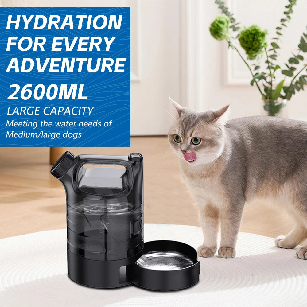 Portable Large Capacity Outdoor Pet Drinking Bucket Dog Water Bottle Portable Outdoor Pet Water Jug