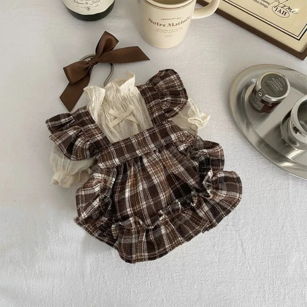 Retro Pet Plaid Strap Skirt Breathable Thin Design Dog Vest Dresses Flying Sleeve Soft Cat Plaid Pleated Shirt For Puppy Kittens