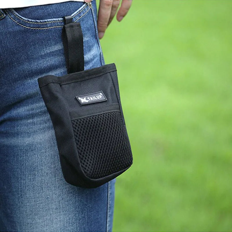 Pet Supplies Outdoor Portable Training Dog Snack Training Bag Dog Training Pouch Delicious Bag Treats Prizes Dog GXLYP01